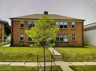 5615 W Wisconsin Ave #4, Milwaukee, WI 53213