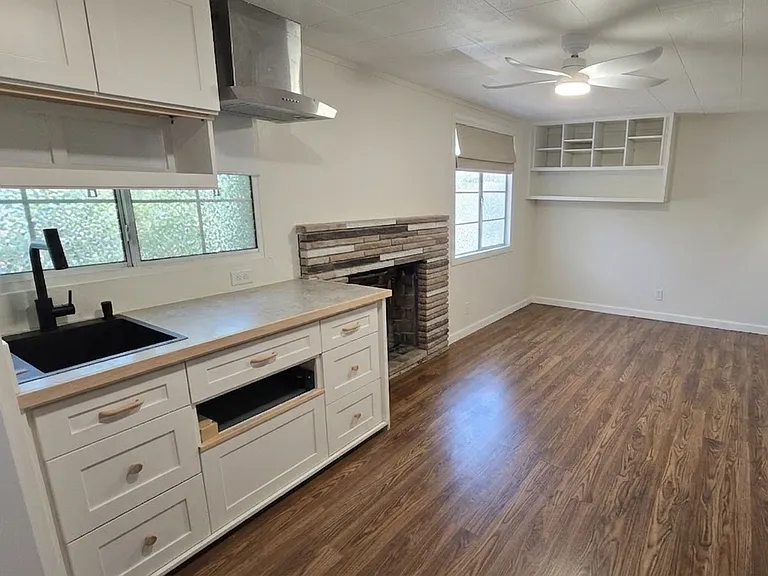 6208 Loma Ave — Photo 3