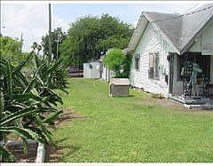 2nd image of 2501 Koepke St