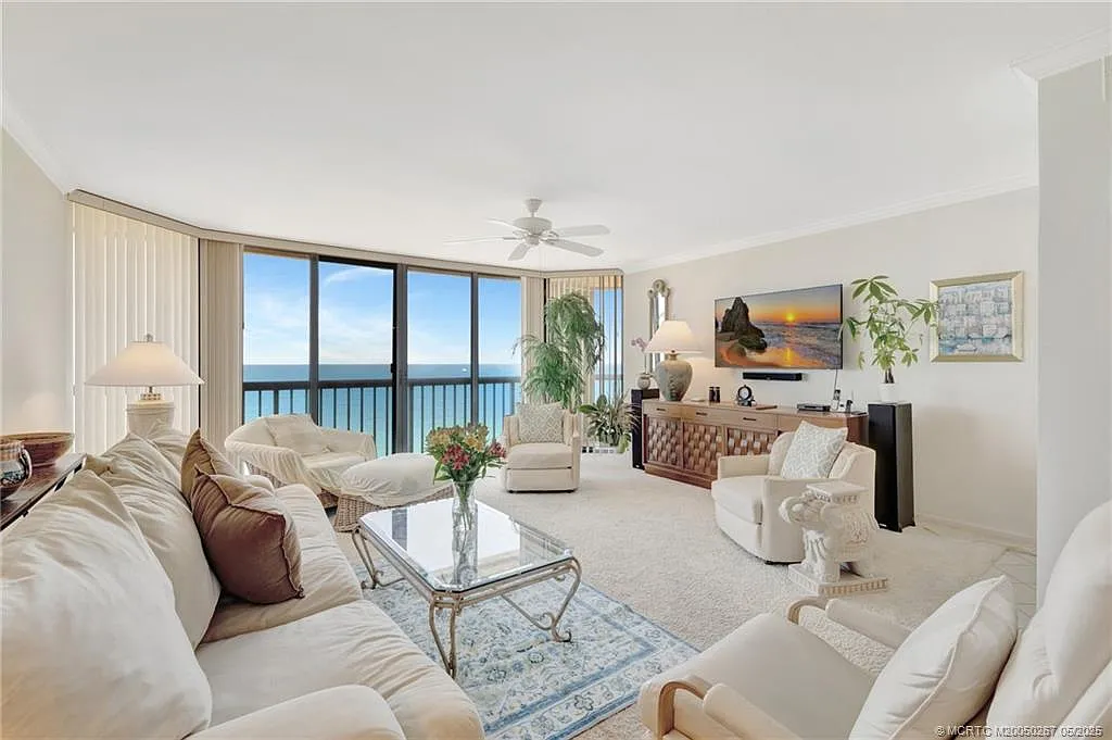 3 bed, 2.0 bath, 1544 sqft, $4,200 — Photo 1