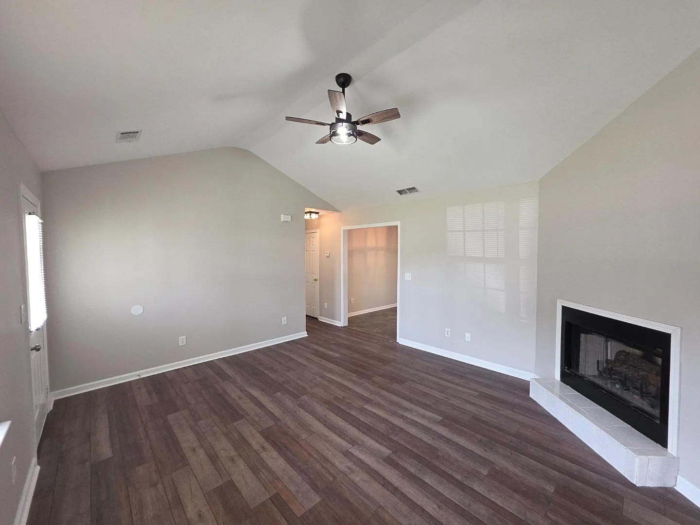 5220 Austin Pl — Photo 3