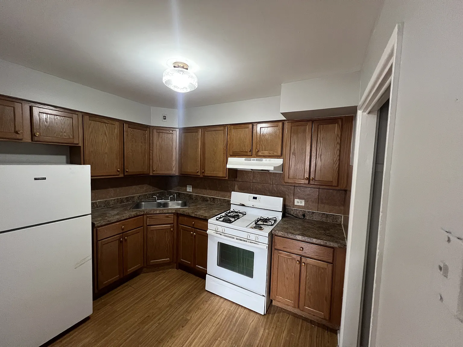 7822-7824 S South Shore Drive - 7822-3B — Photo 3