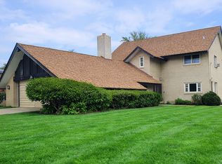 863 N Northwest Hwy APT 2, Park Ridge, IL 60068