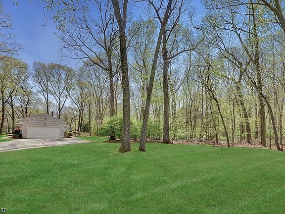 3rd image of 568 Burritt Pl