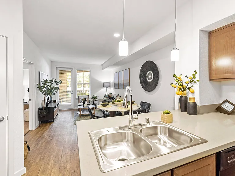 Amalfi Apartments — Photo 13
