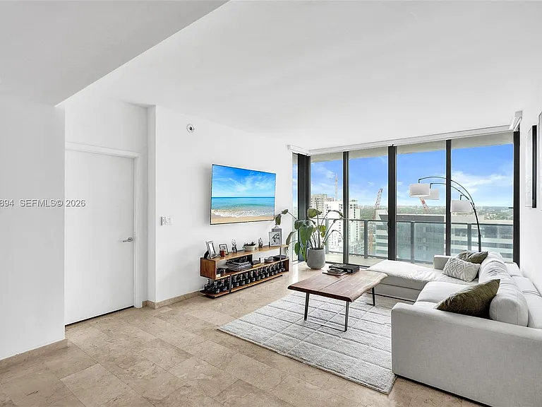 88 SW 7th St #2210 — Photo 7