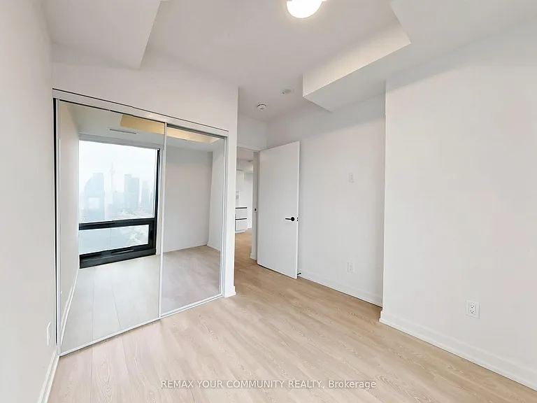 35 Parliament St #2504 — Photo 28