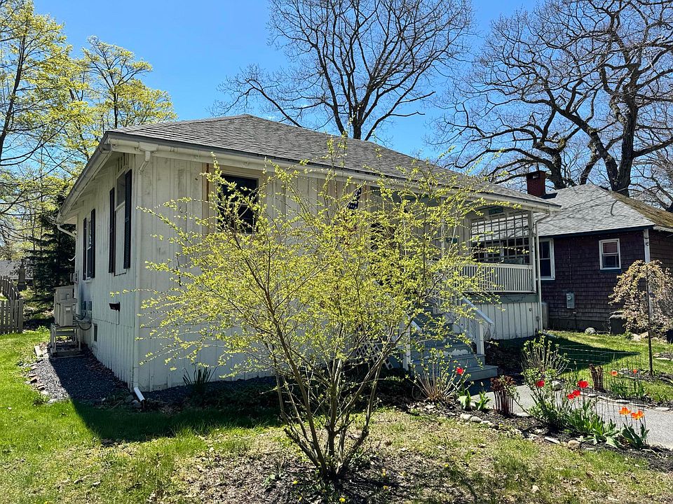 2nd image of 135 Central Avenue