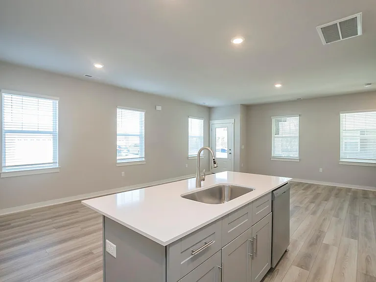 4524 Ropha Ct — Photo 10