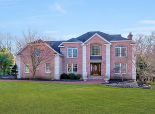 8 Josephine Blvd, Shoreham, NY 11786