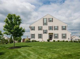 5323 Spring Ridge Dr E, Macungie, PA 18062