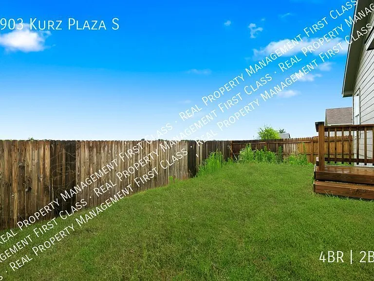 3903 Kurz Plz — Photo 29