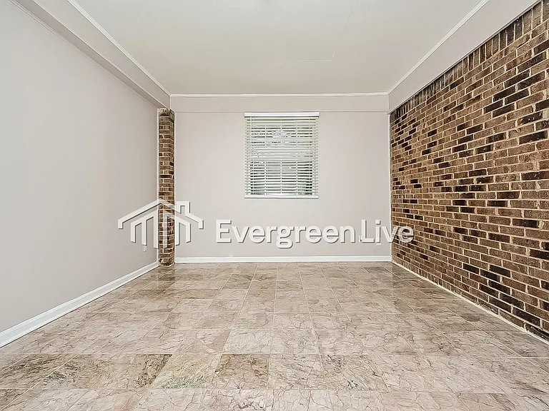 6458 Bobolink Ct — Photo 10