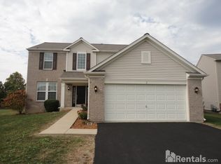 2 Pampas Ct, Bolingbrook, IL 60490