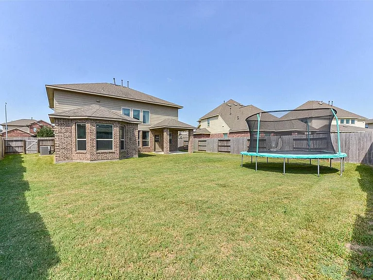 19027 Bowden Harbour Dr — Photo 20