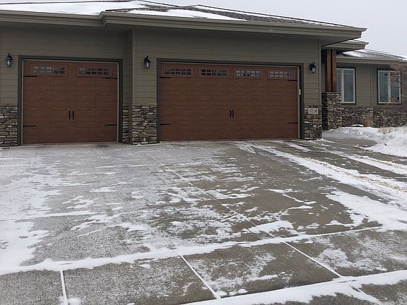 2nd image of 1716 W Grand Arbor Cir