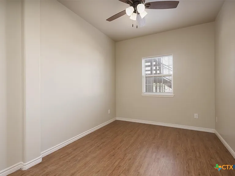 165 S Guadalupe St #212 — Photo 6