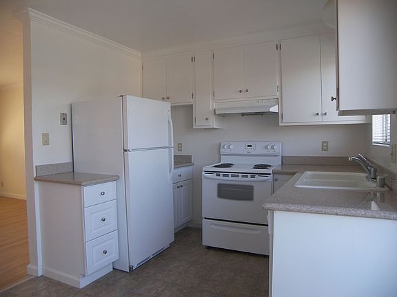 2nd image of 1020 N Camino Alto APT 2