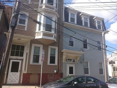 185 W 7th St #3, South Boston, MA, 02127