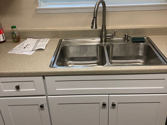 4th image of 14915 Holiday Dr NW