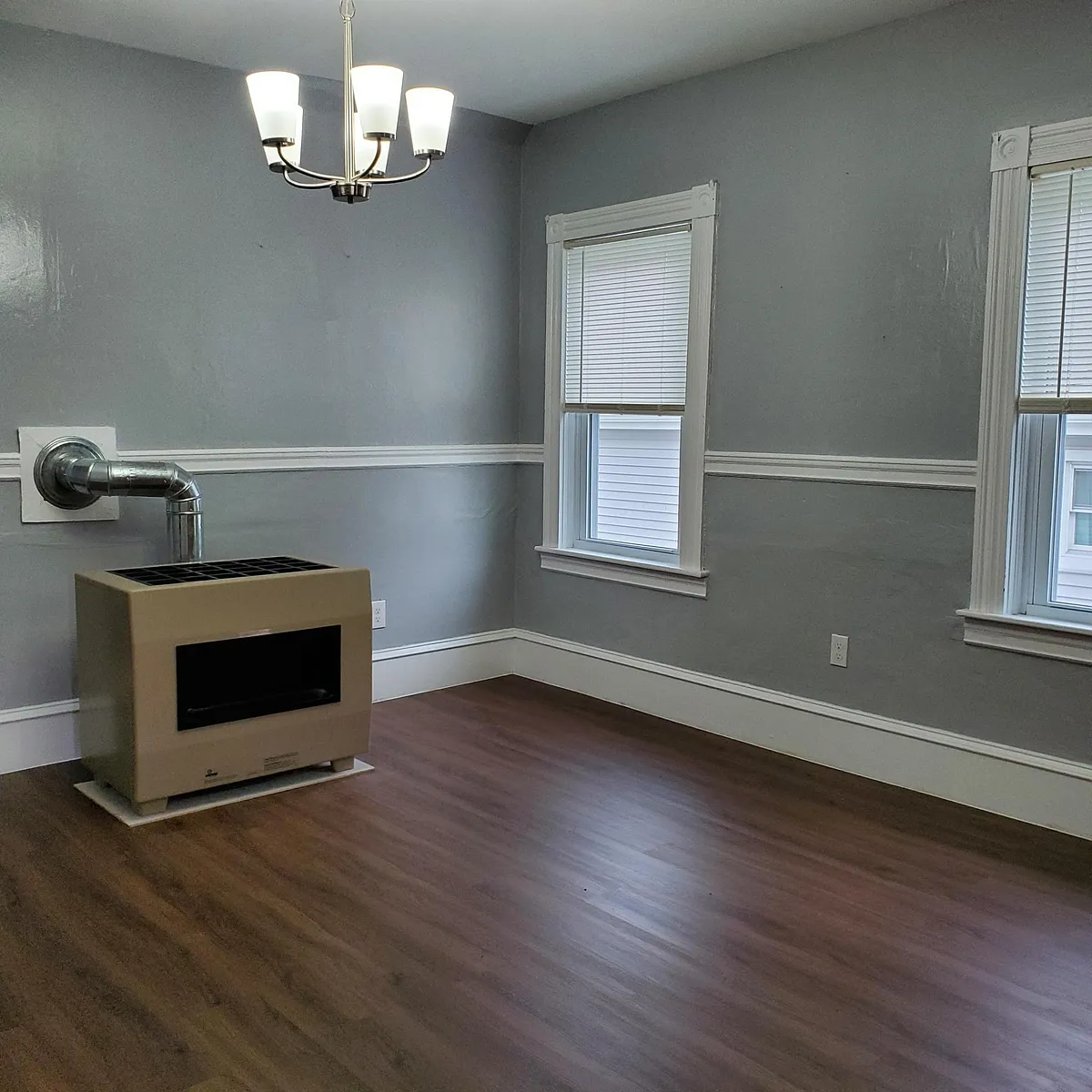 Building Photo - 363 Osborn St