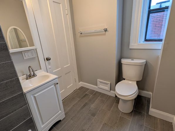 462 Main St #15
