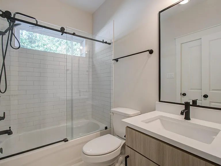 5309 Donovan Gardens Ln — Photo 15