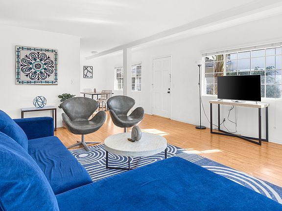 3rd image of 1282 Barry Ave APT 4