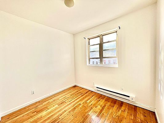 2nd image of 2539 23rd St #3