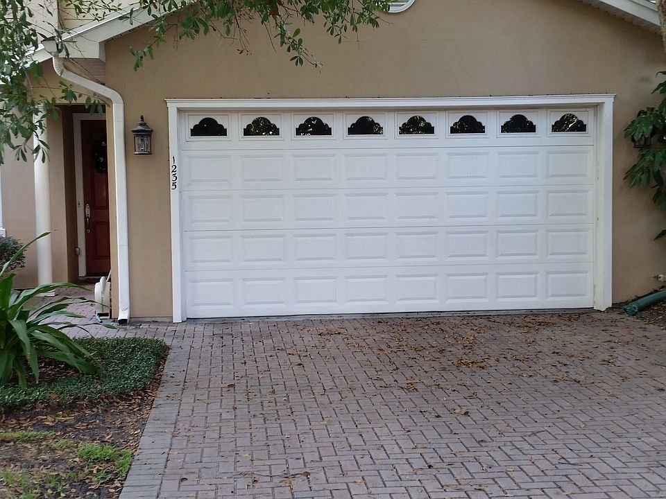 1st image of 1235 Country Club Oaks Cir