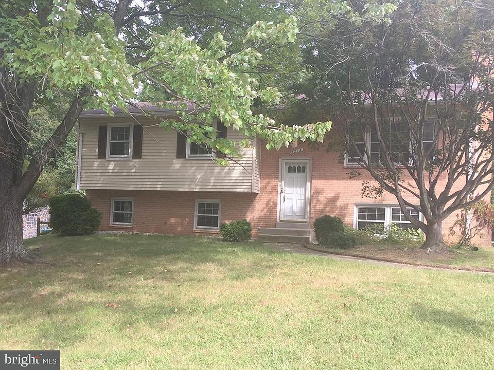 1st image of 2214 Windjammer Dr