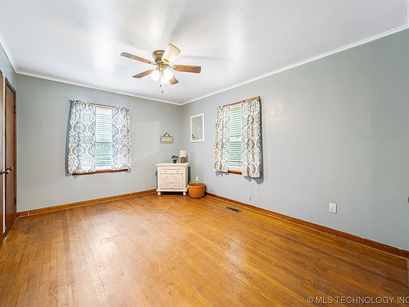 5th image of 531 N Kates Ave