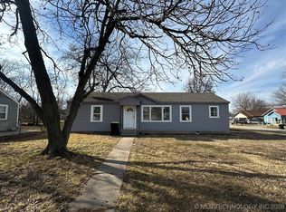 301 S Hickory St, Ada, OK 74820