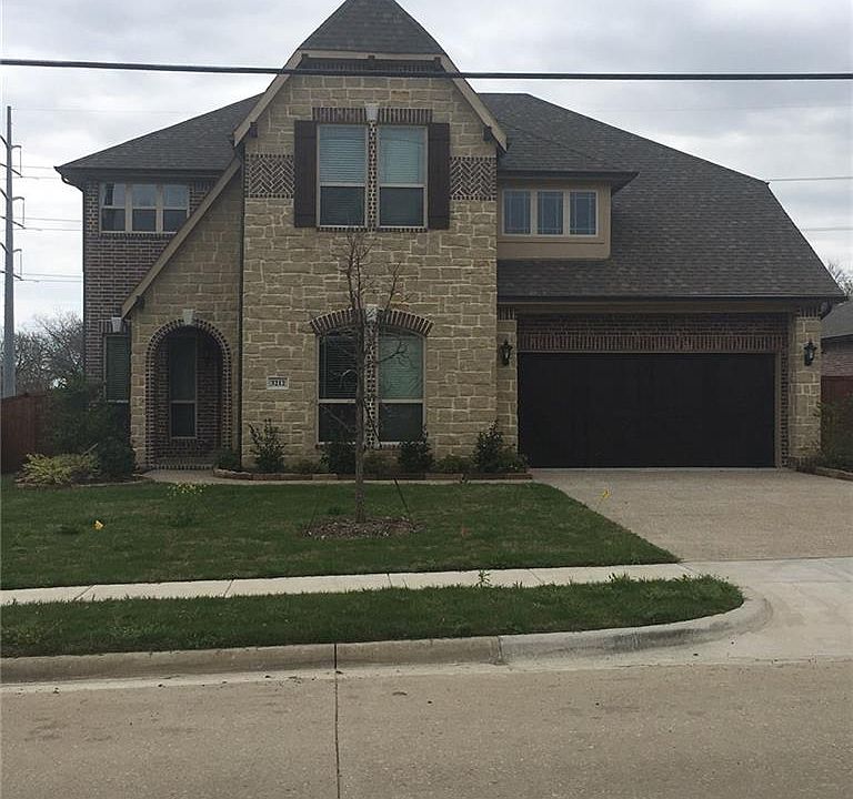 1st image of 3212 Peachtree Ln