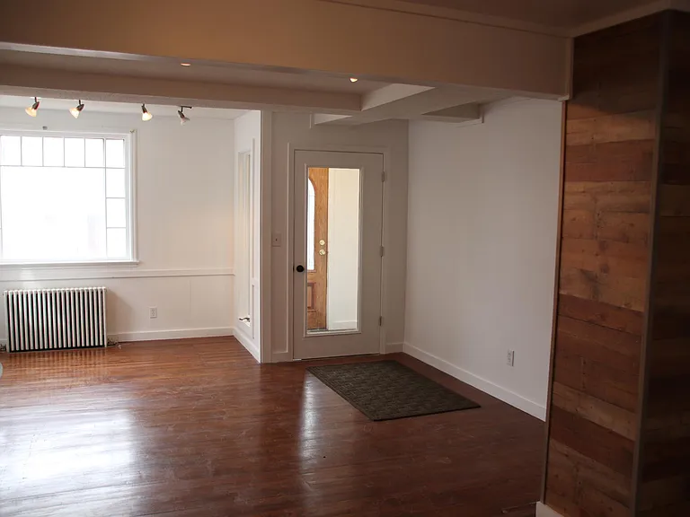 29 Warren St — Photo 9