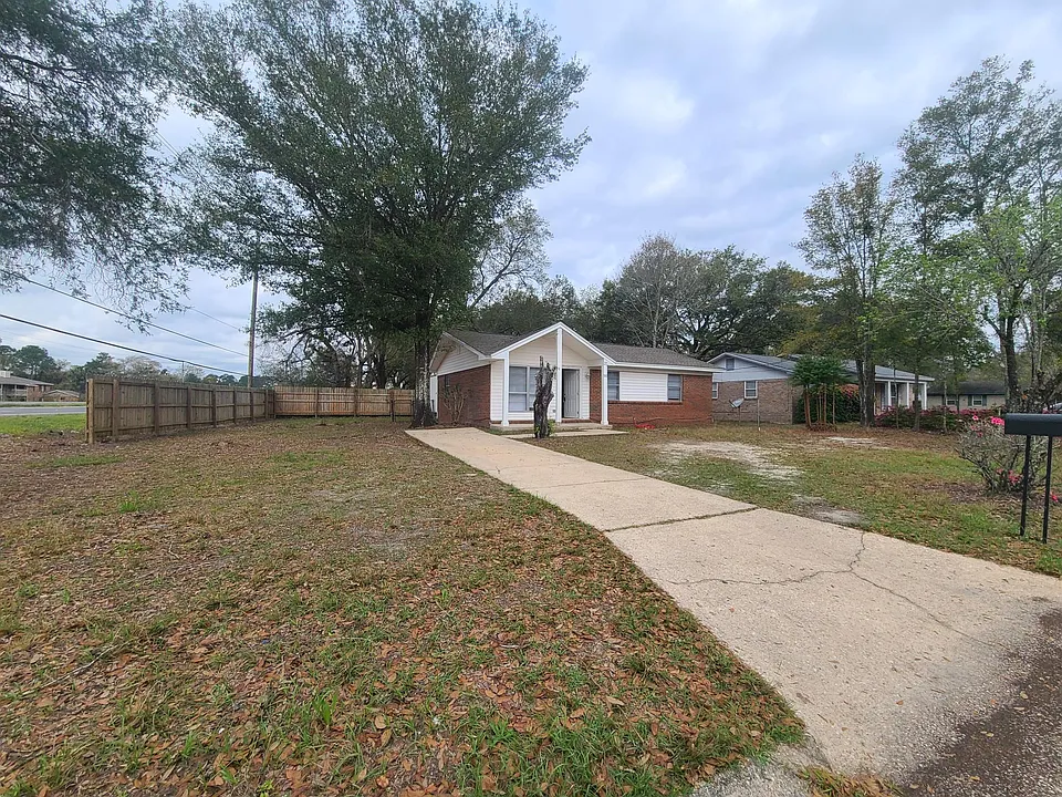 593 Quigley Rd