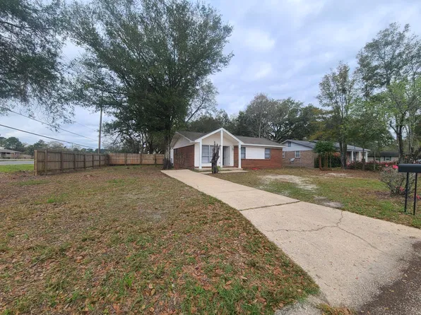 593 Quigley Rd, Pensacola, FL 32506