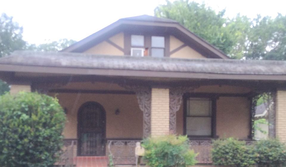 1st image of 1553 N Parkway Ave