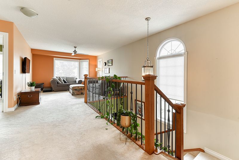 Calgary Townhouse for rent - 3 Bedrooms — photo 23