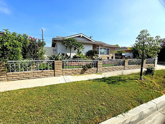 3rd image of 5749 Los Amigos St