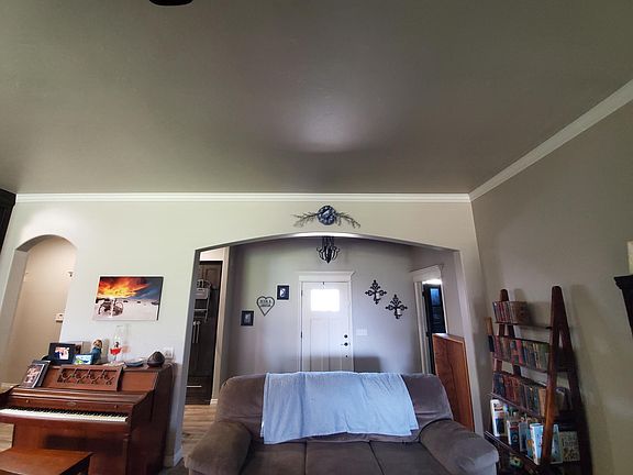 4th image of 3904 Cedar Pass Dr