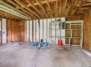 9215 Cedar Glen Dr, Baton Rouge, LA 70811