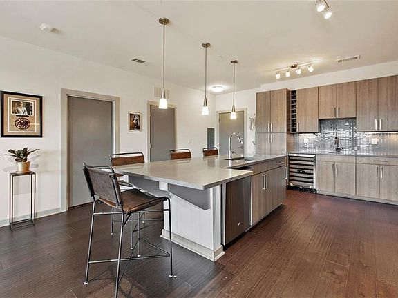 3rd image of 3600 S Lamar Blvd #414