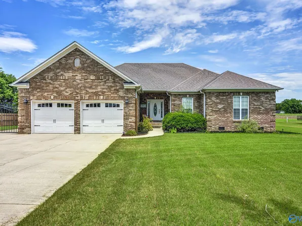 16247 Kyle Moran Dr, Athens, AL 35614