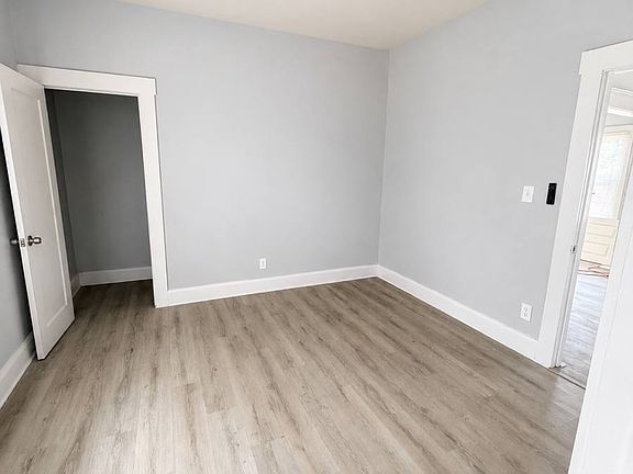 5th image of 236 N Alessandro St