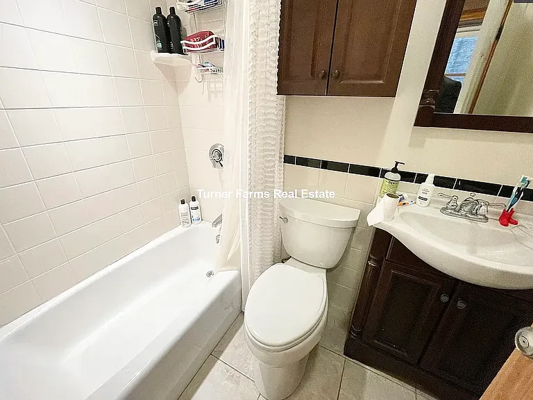 18 S Russell St #3 — Photo 10