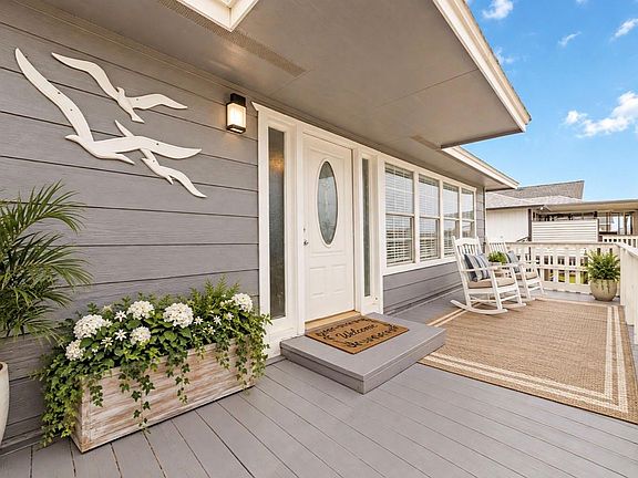 4th image of 610 Seashell Dr