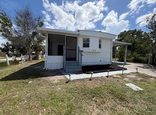 732 Driftwood Ln, Tarpon Springs, FL 34689