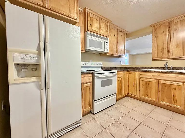 4772 W 9070 S — Photo 20