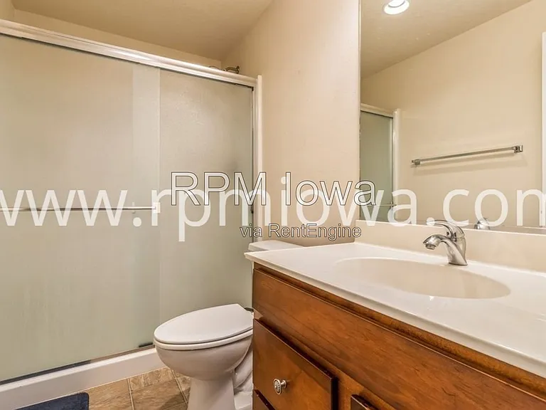 3316 NW 14th St — Photo 13
